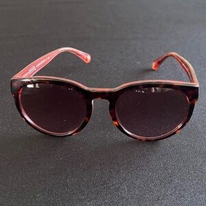 🕶️COACH Kylie Tortoise & Raspberry Sunglasses🕶️